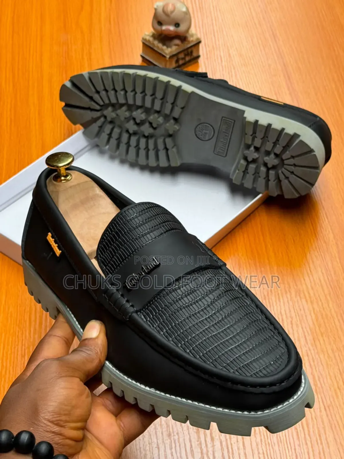 Experience Unmatched Comfort and Timeless Design With Clarks Shoes