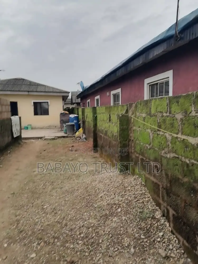 Mini Flat in Iseri Olofin for sale