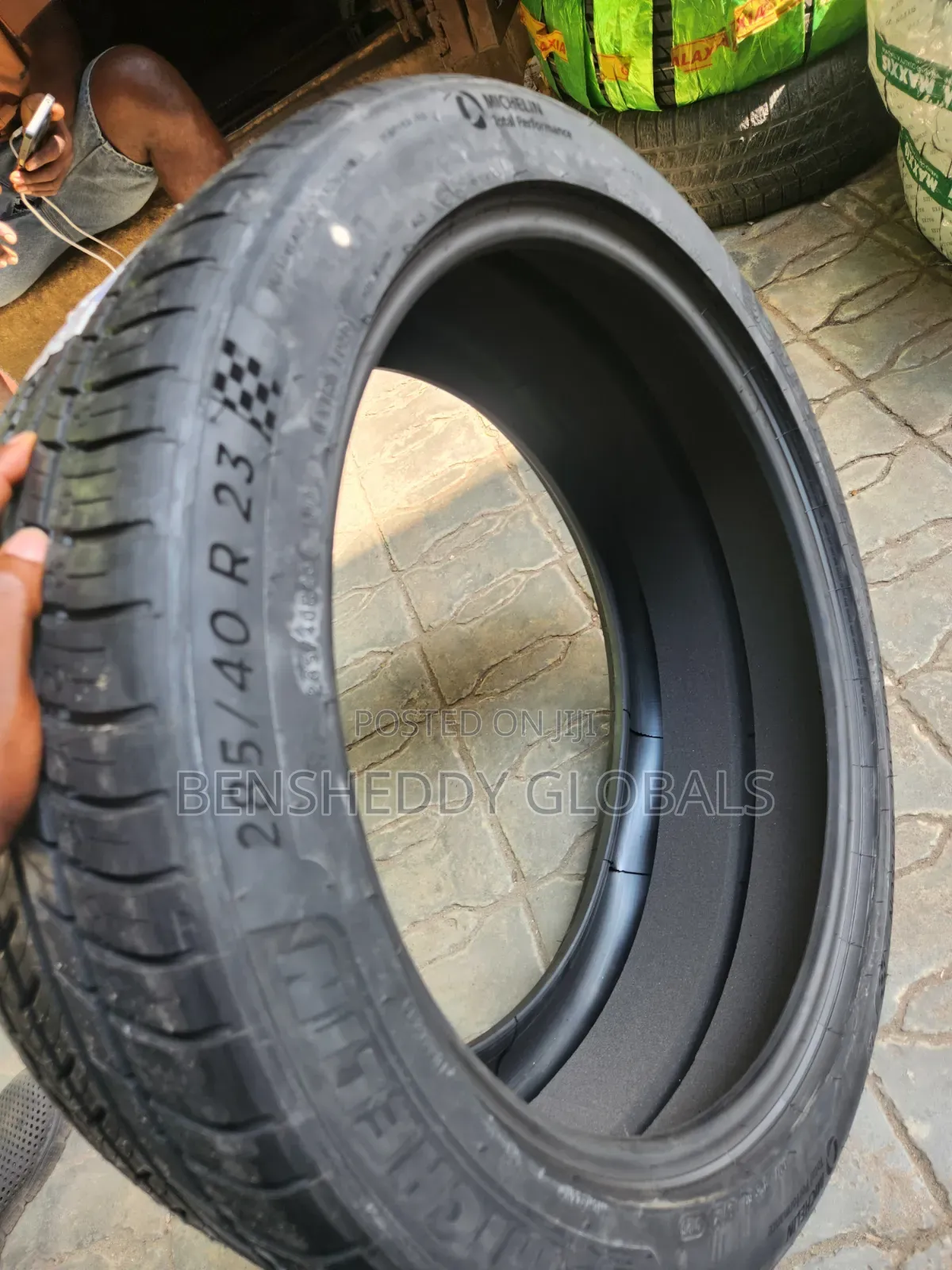 285/40r23 Michelin Original