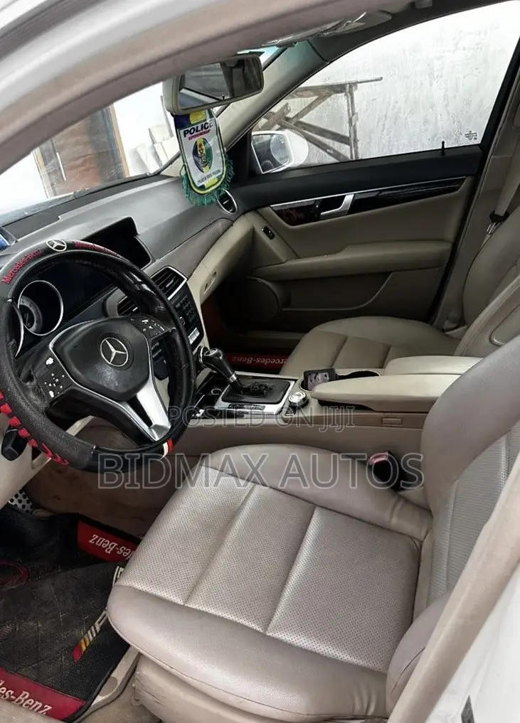 Mercedes-Benz C250 2013 Silver