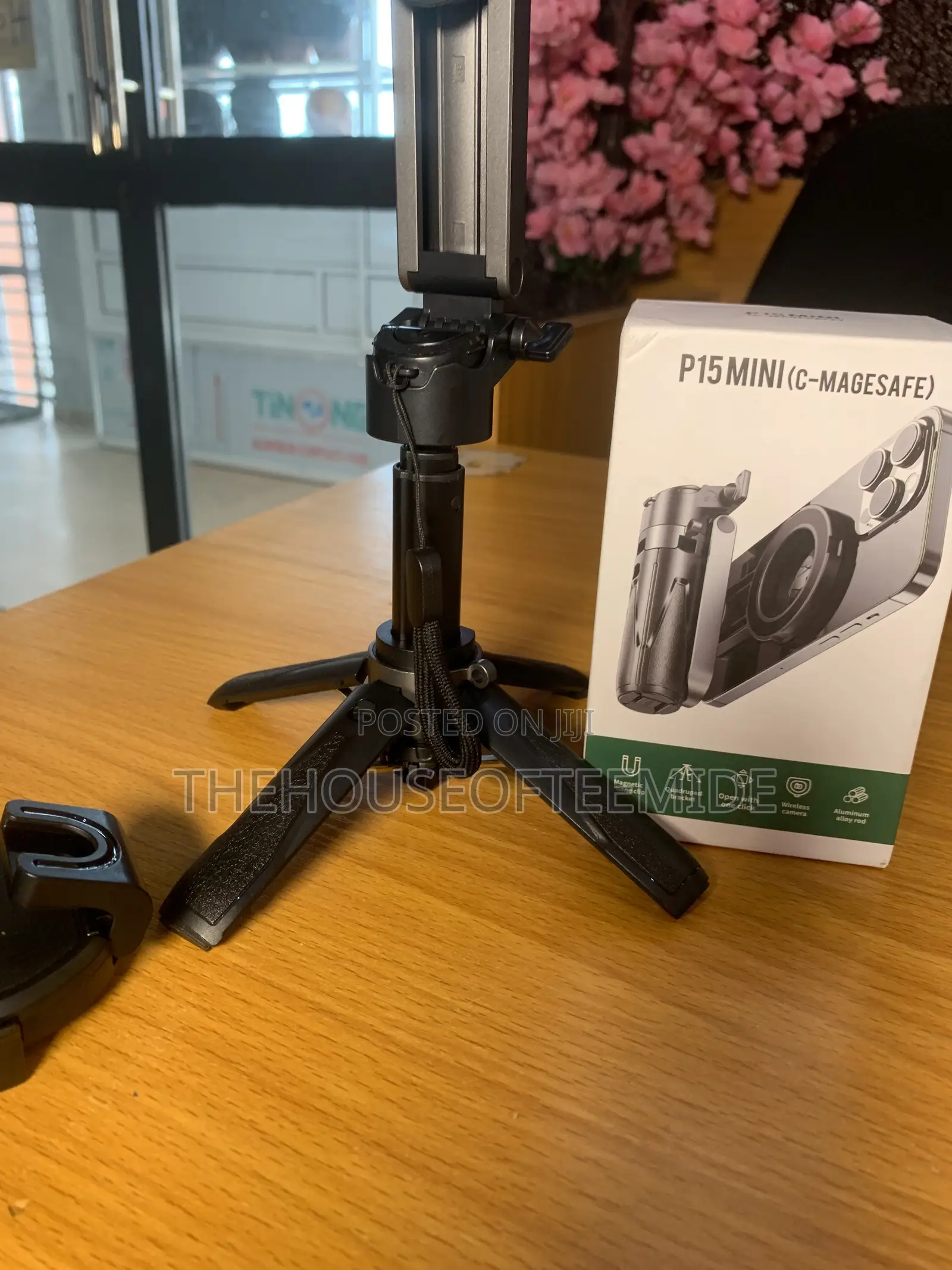 Mini Tripod With Magnetic Grip