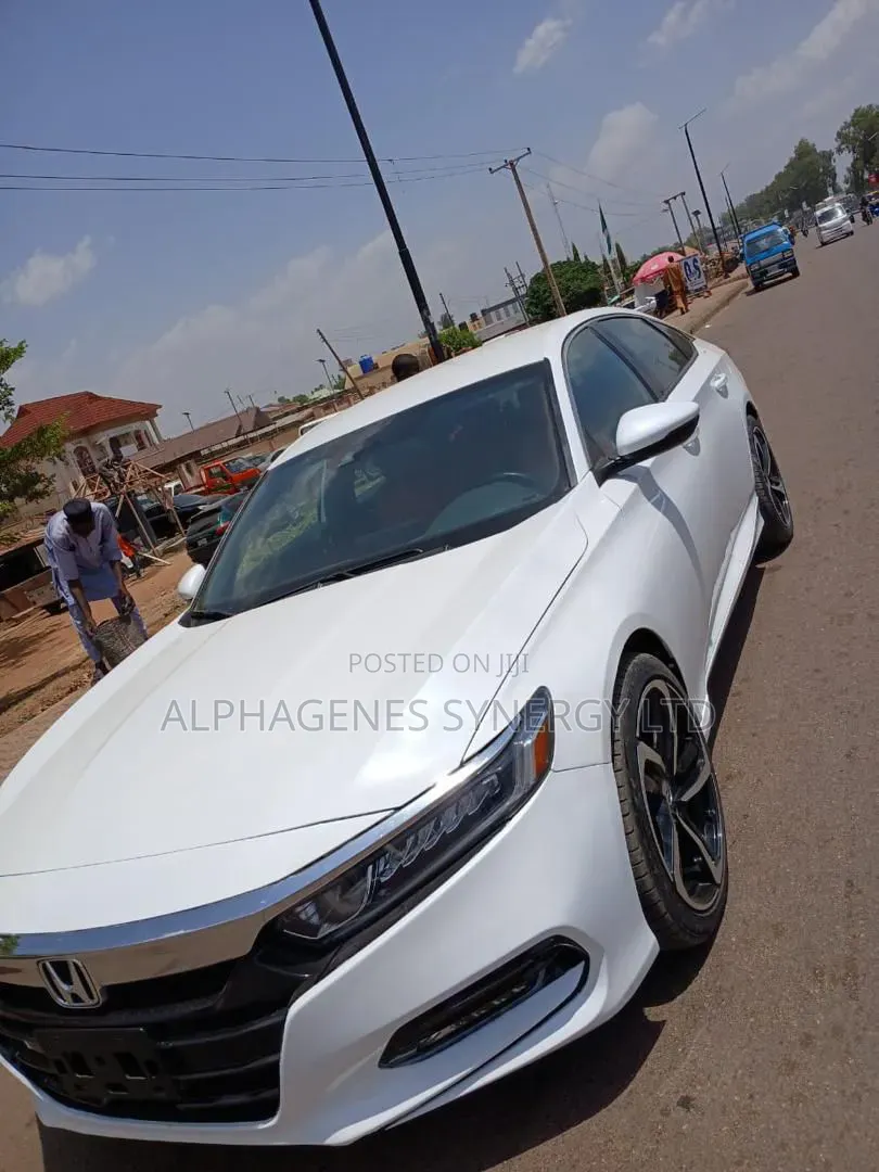 Honda Accord 2019 White