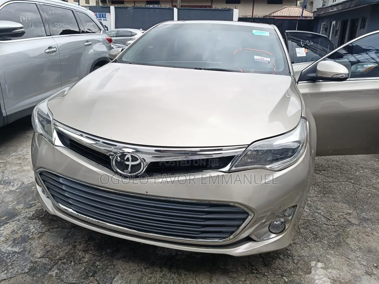 Toyota Avalon Limited 4dr Sedan (3.5L 6cyl 6A) 2014 Brown