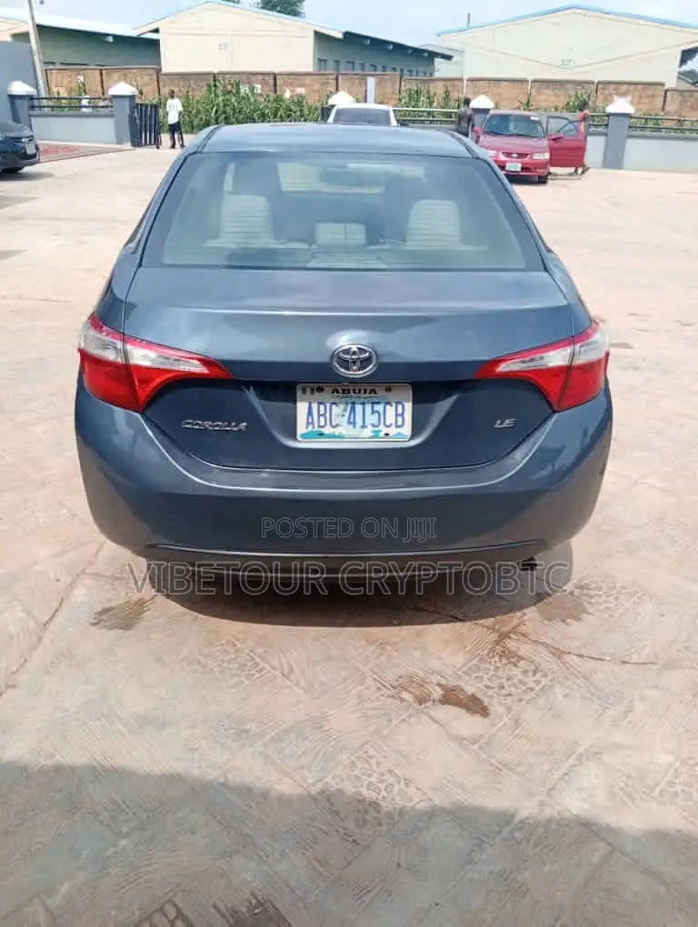 Toyota Corolla 2015 Gray