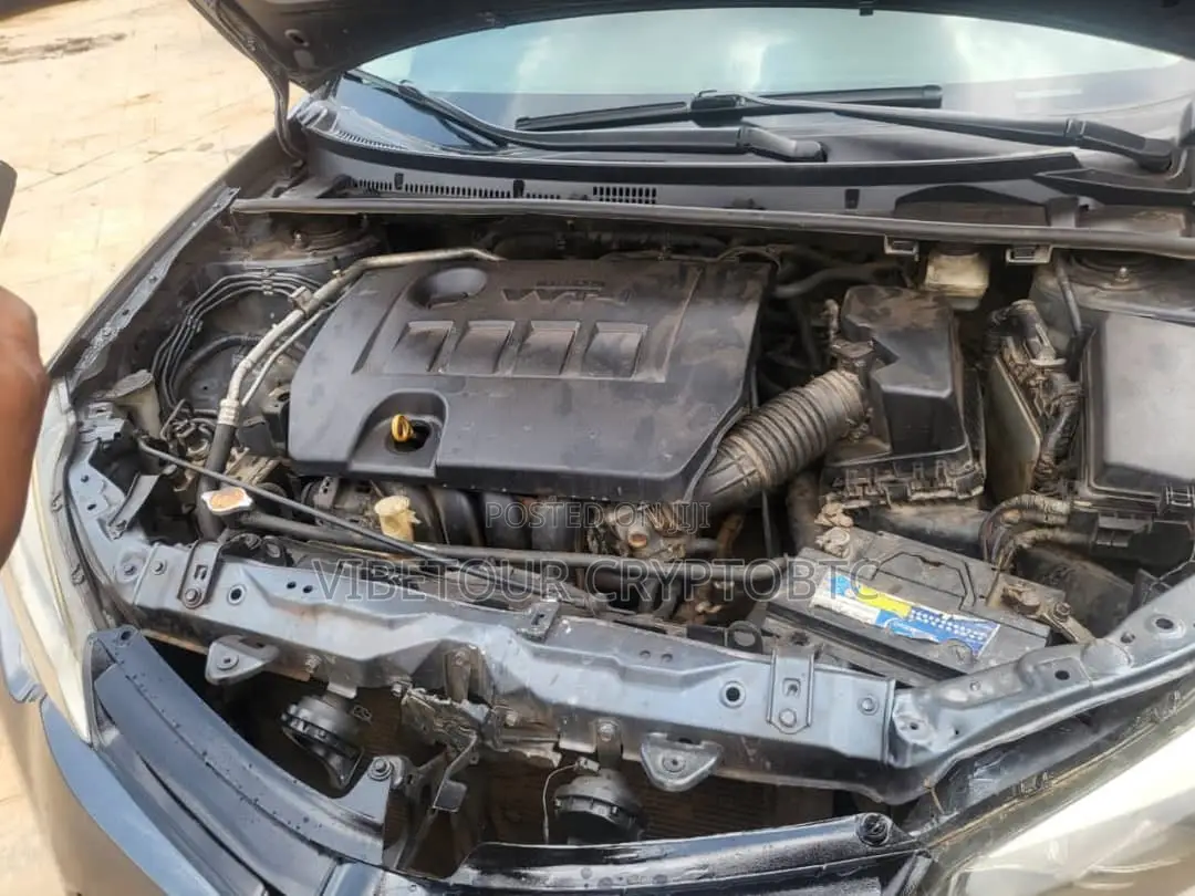 Toyota Corolla 2015 Gray