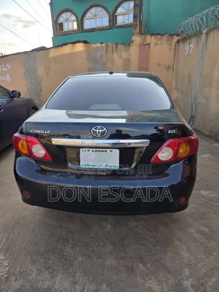 Toyota Corolla 2008 Black