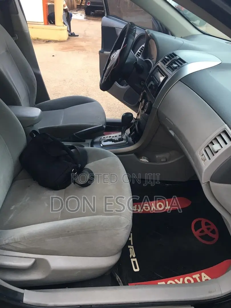Toyota Corolla 2008 Black
