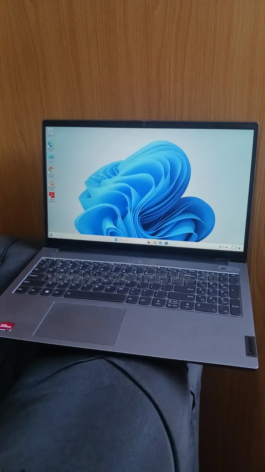 Laptop Lenovo ThinkBook 15 8GB AMD Ryzen 5 SSD 256GB