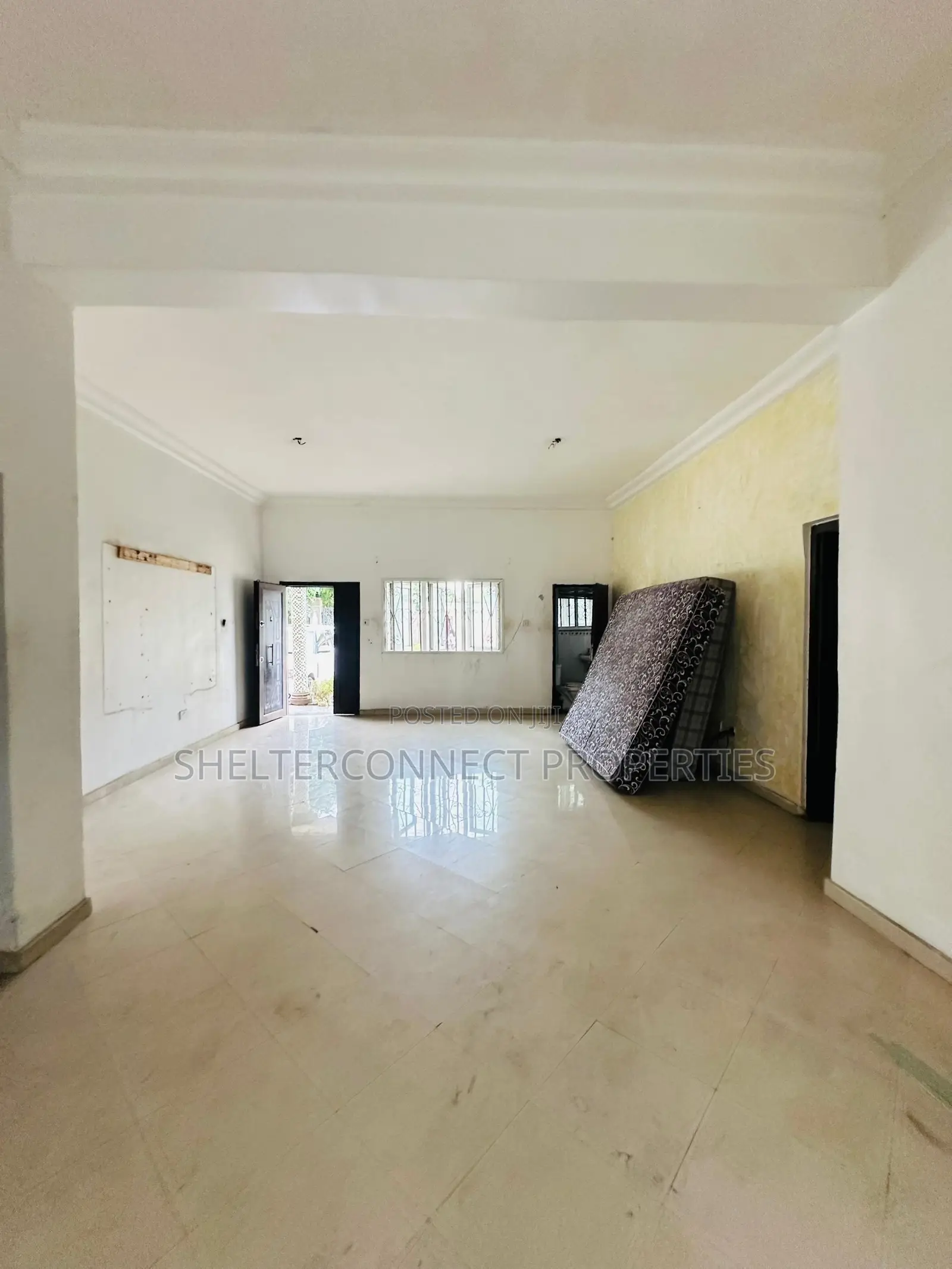 3bdrm Apartment in Eleganza, VGC / Ajah for rent