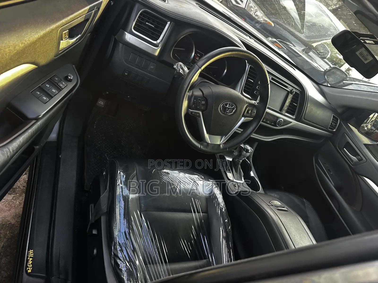 Toyota Highlander XLE V6 4x4 (3.5L 6cyl 6A) 2016 Gray