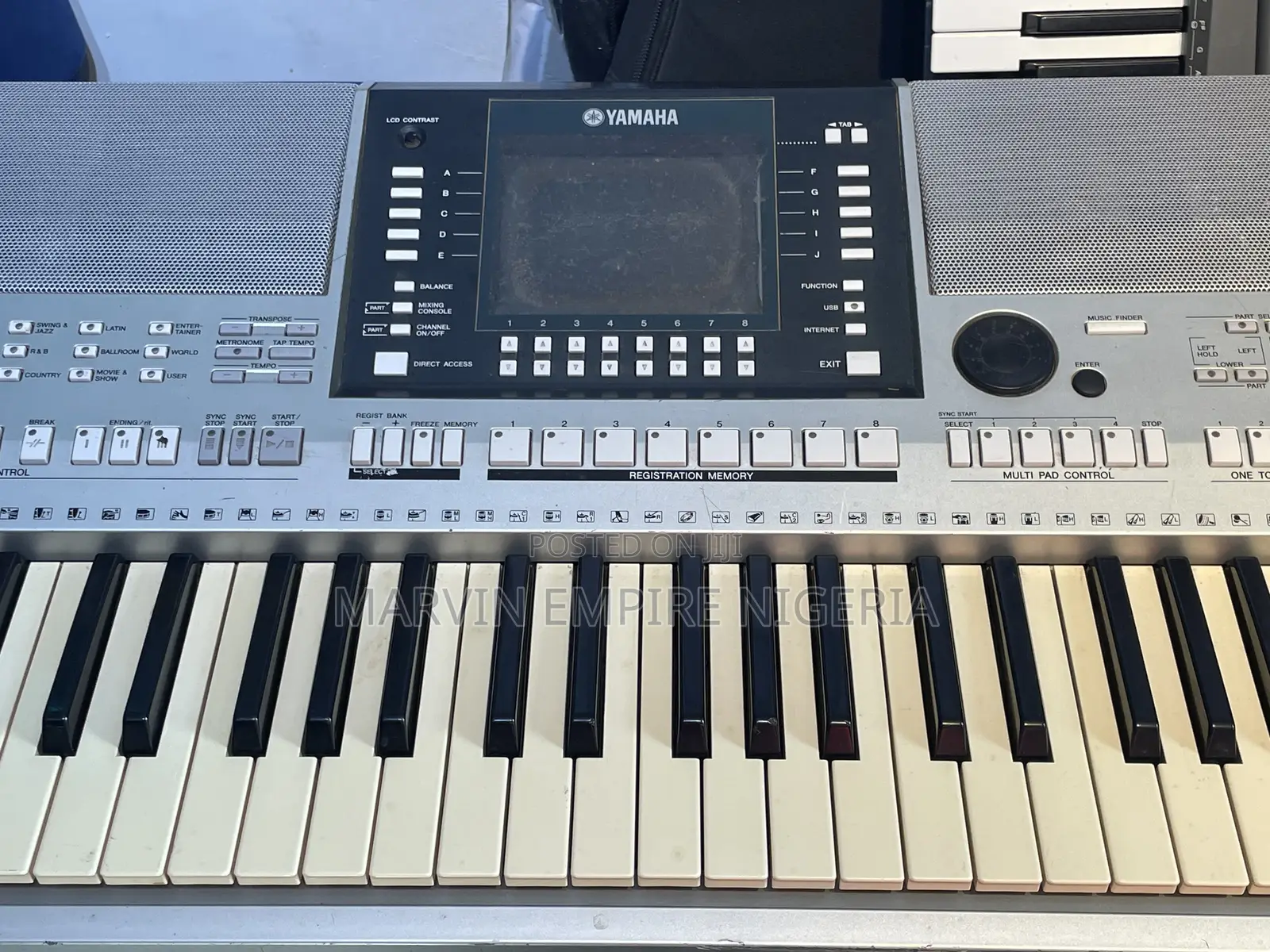 Yamaha Keyboard PSR-S710 With USB External Beats