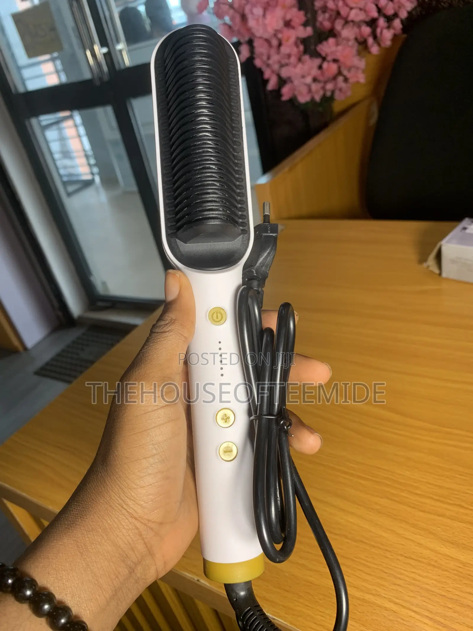 Straightner Hot Brush for Natural Hair and Wig