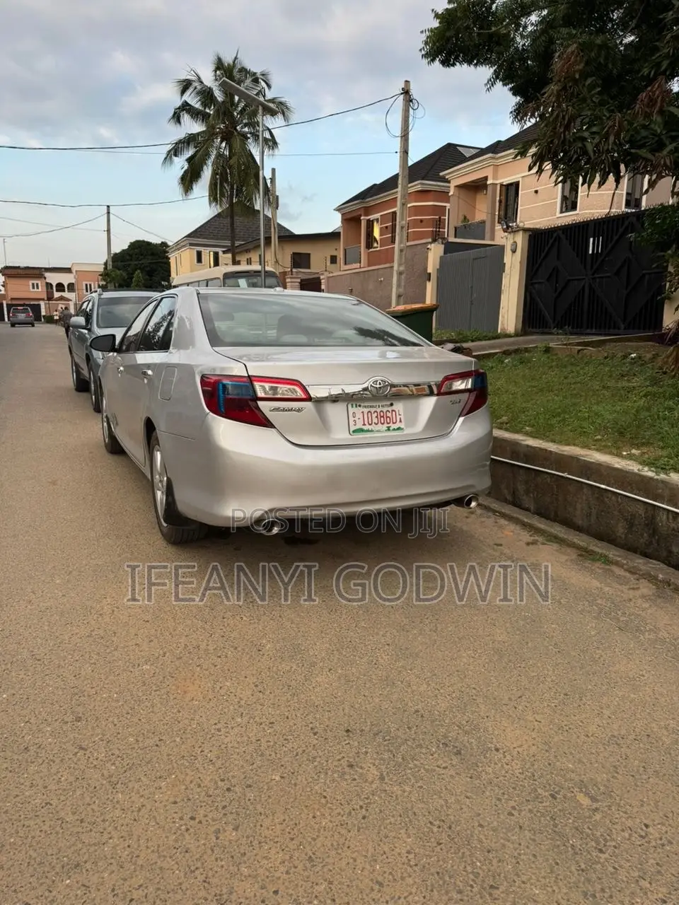 Toyota Camry 2013 Silver