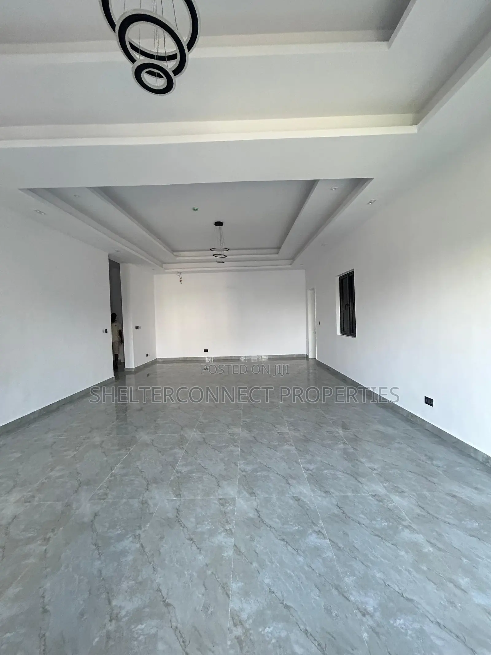 3bdrm Apartment in Victoria Island for rent