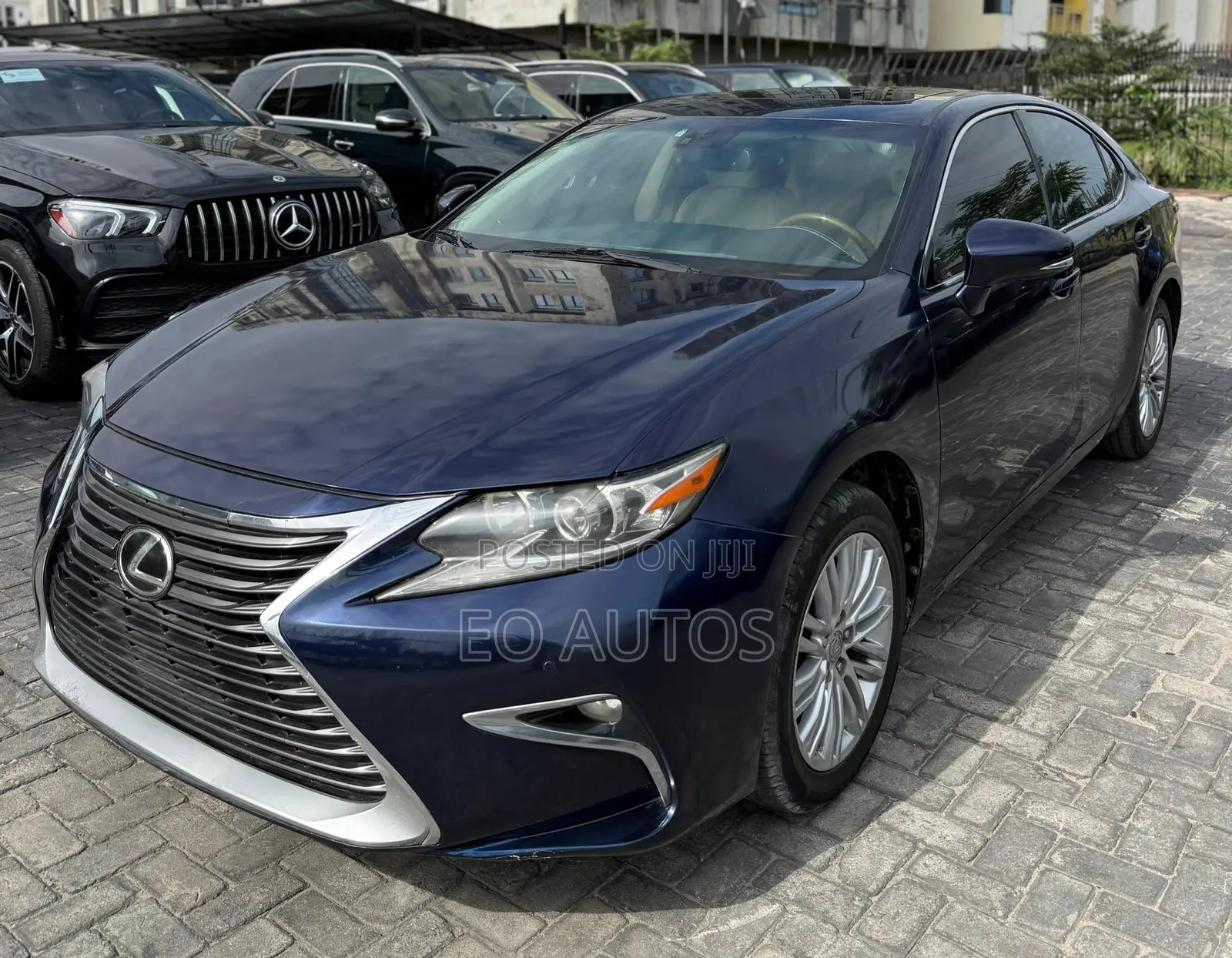 Lexus ES 2013 Blue