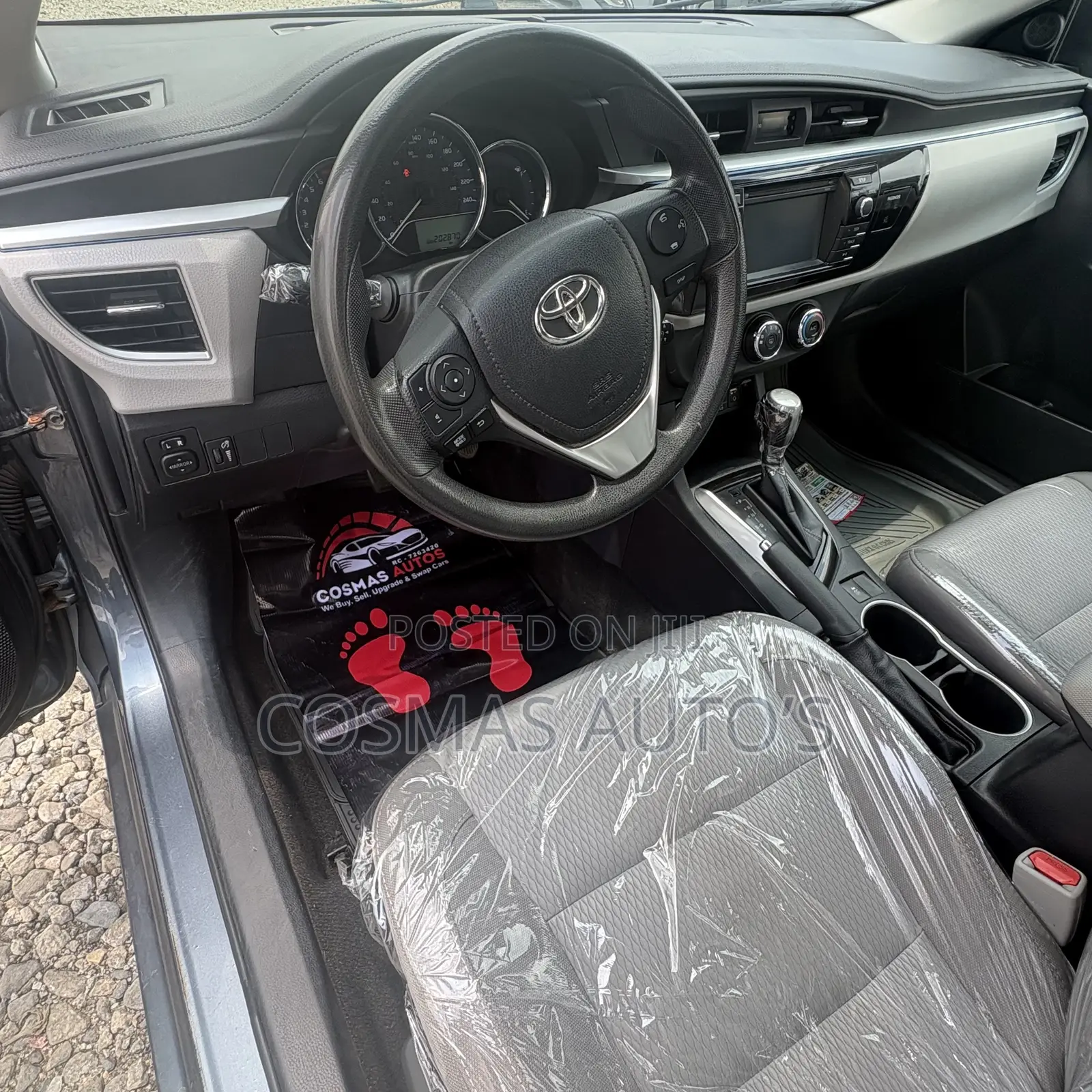 Toyota Corolla 2015 Gray