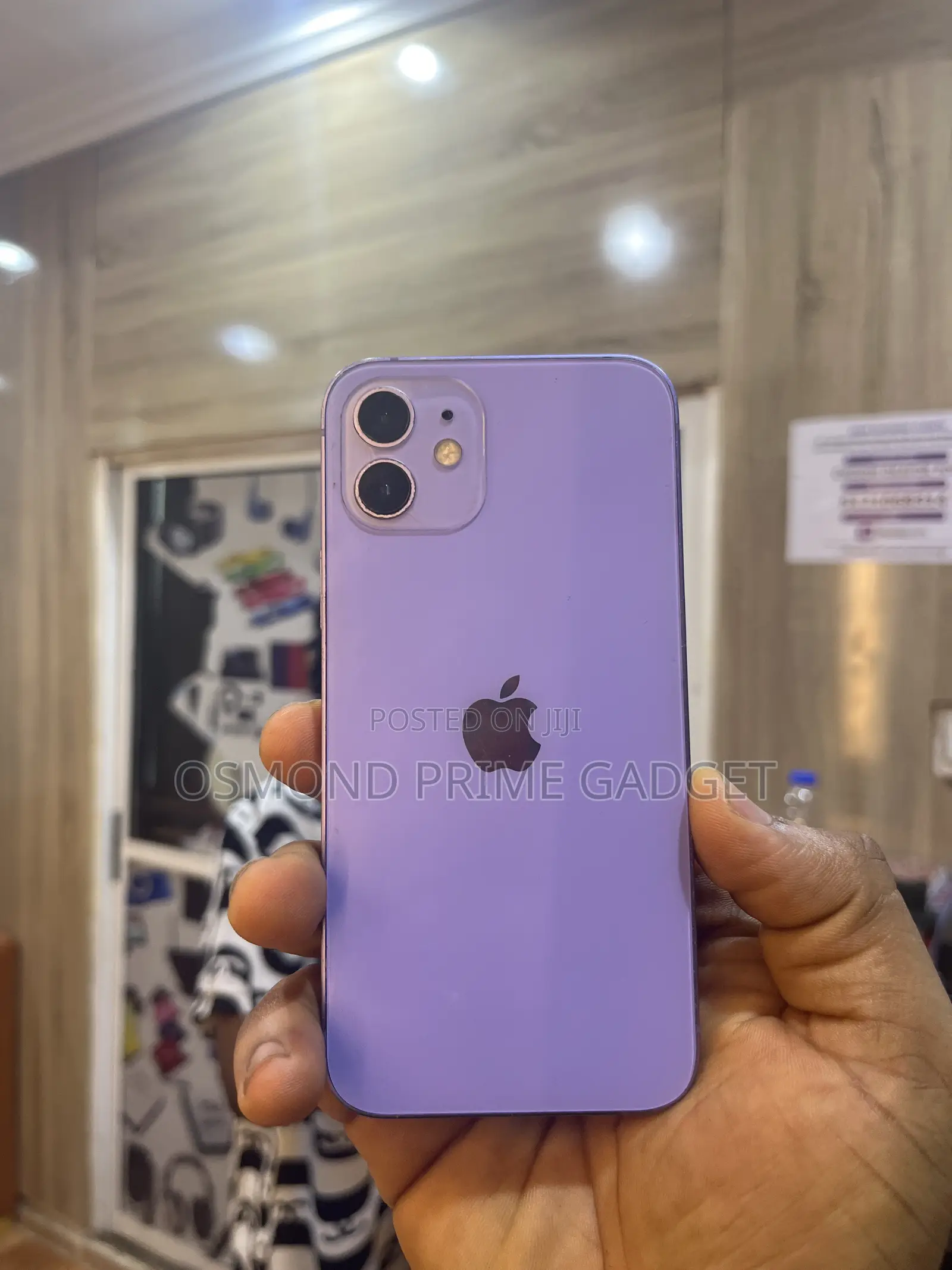 Apple iPhone 12 64 GB Purple