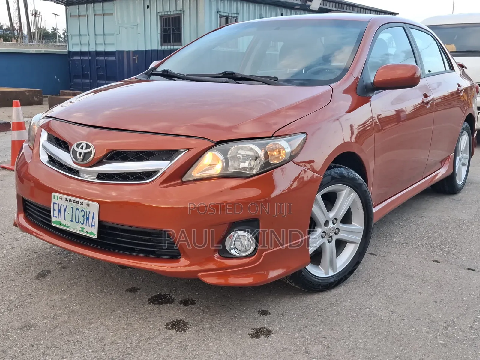 Toyota Corolla S Special Edition 4dr Sedan (1.8L 4cyl 4A) 2013 Orange