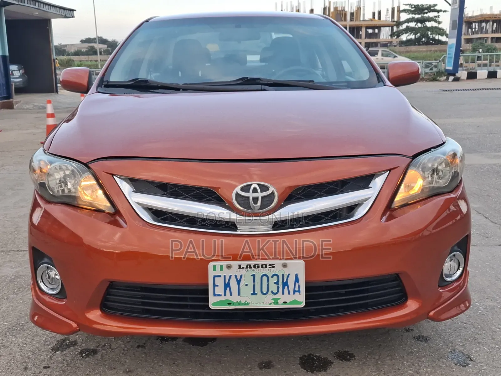 Toyota Corolla S Special Edition 4dr Sedan (1.8L 4cyl 4A) 2013 Orange