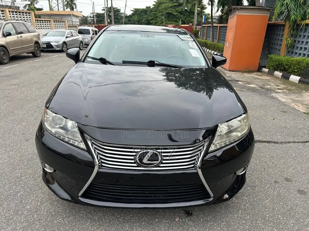 Lexus ES 2014 Black