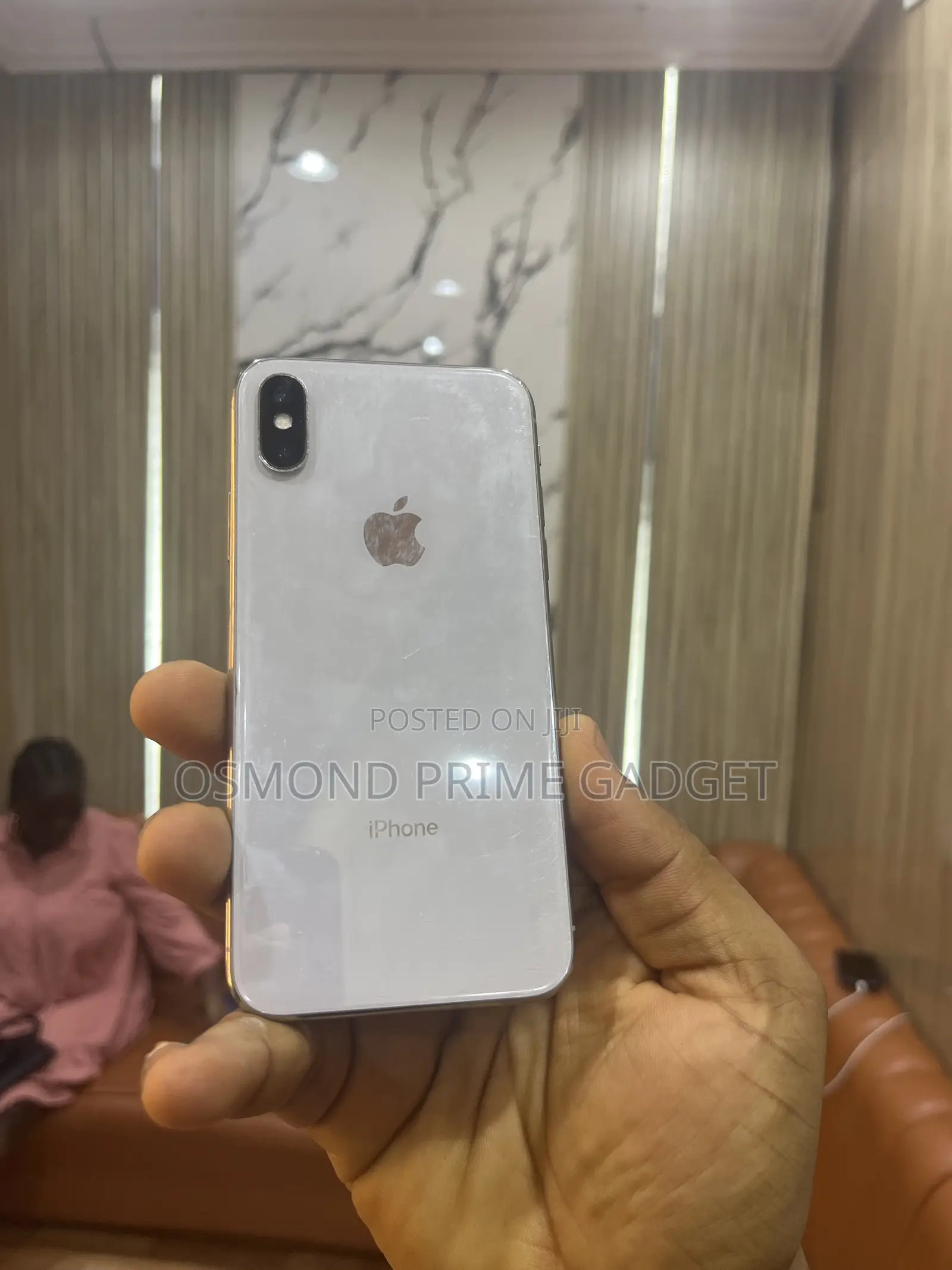 Apple iPhone X 64 GB White