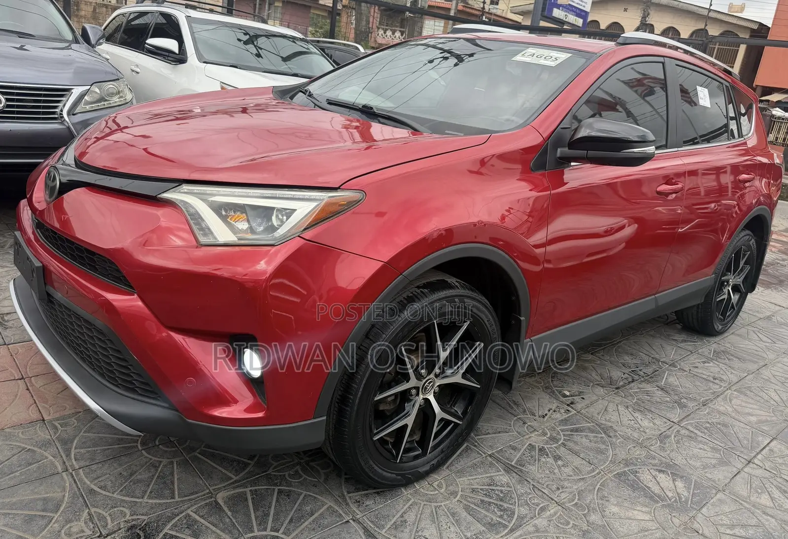 Toyota RAV4 SE AWD (2.5L 4cyl 6A) 2017 Red