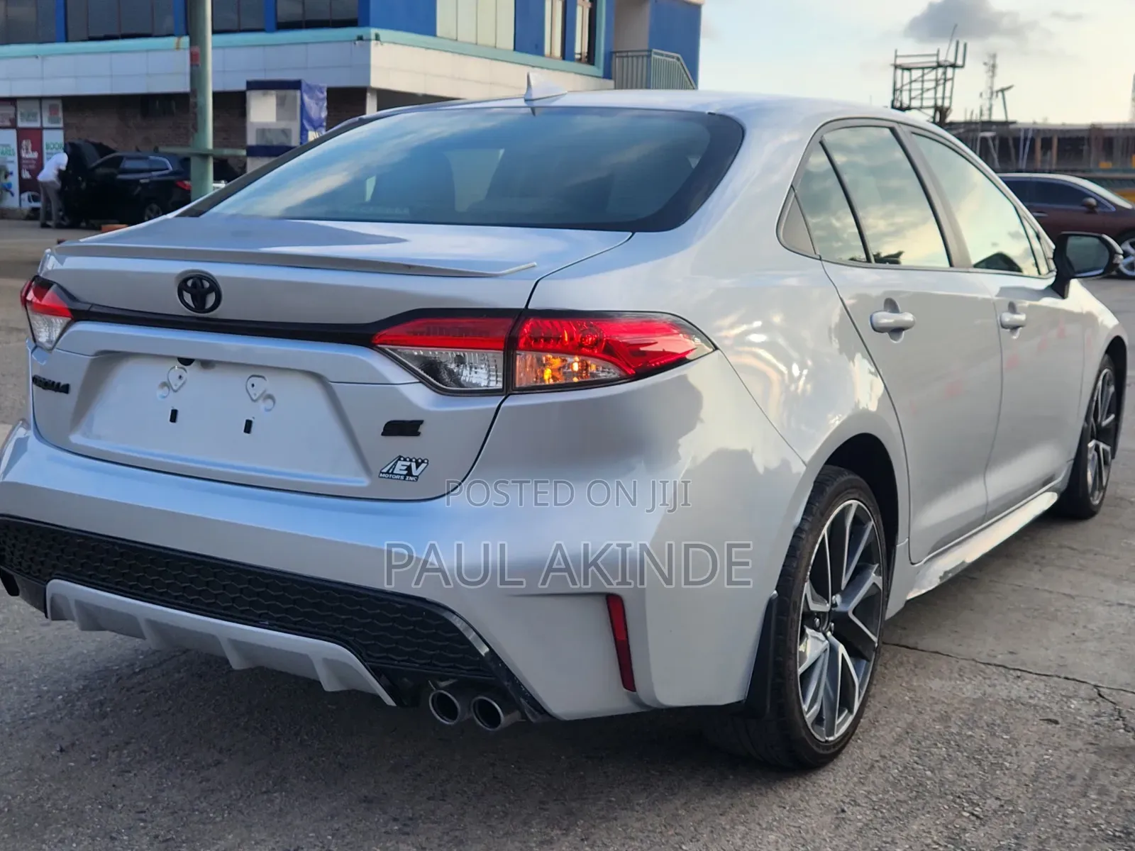 Toyota Corolla SE 2021 Silver