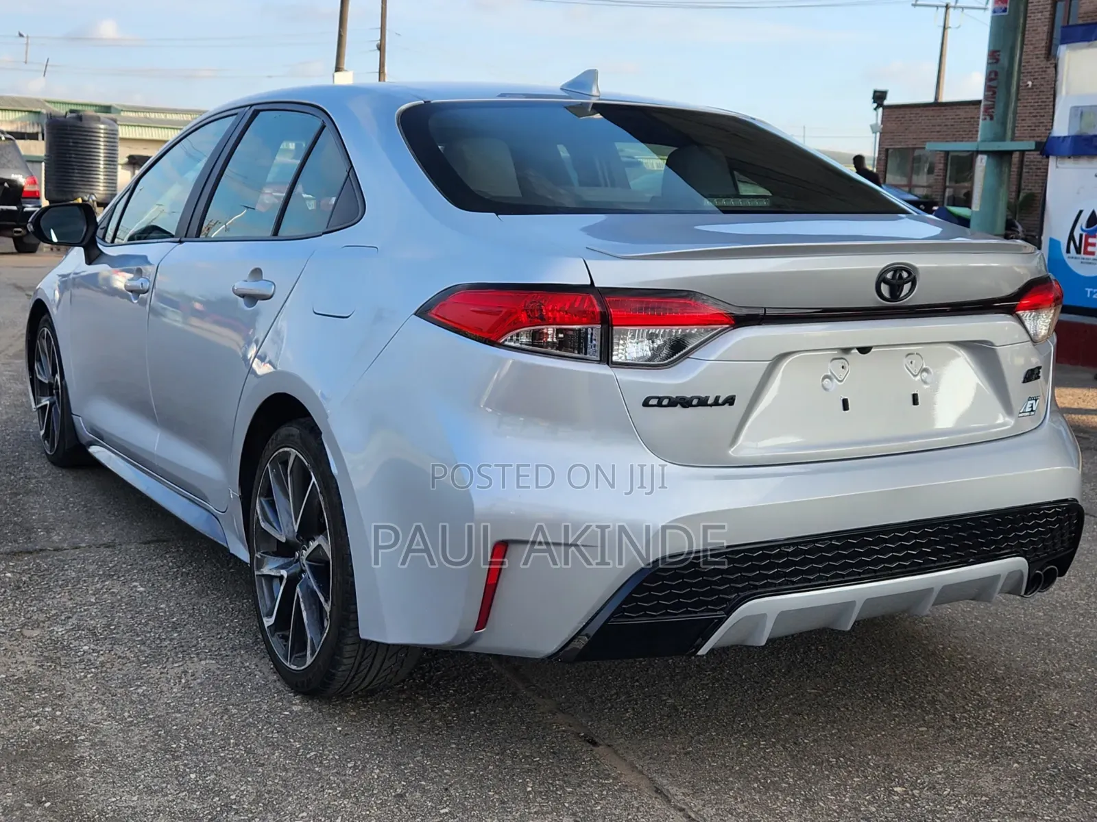 Toyota Corolla SE 2021 Silver