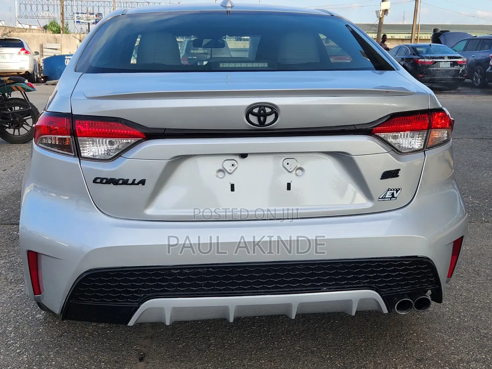 Toyota Corolla SE 2021 Silver