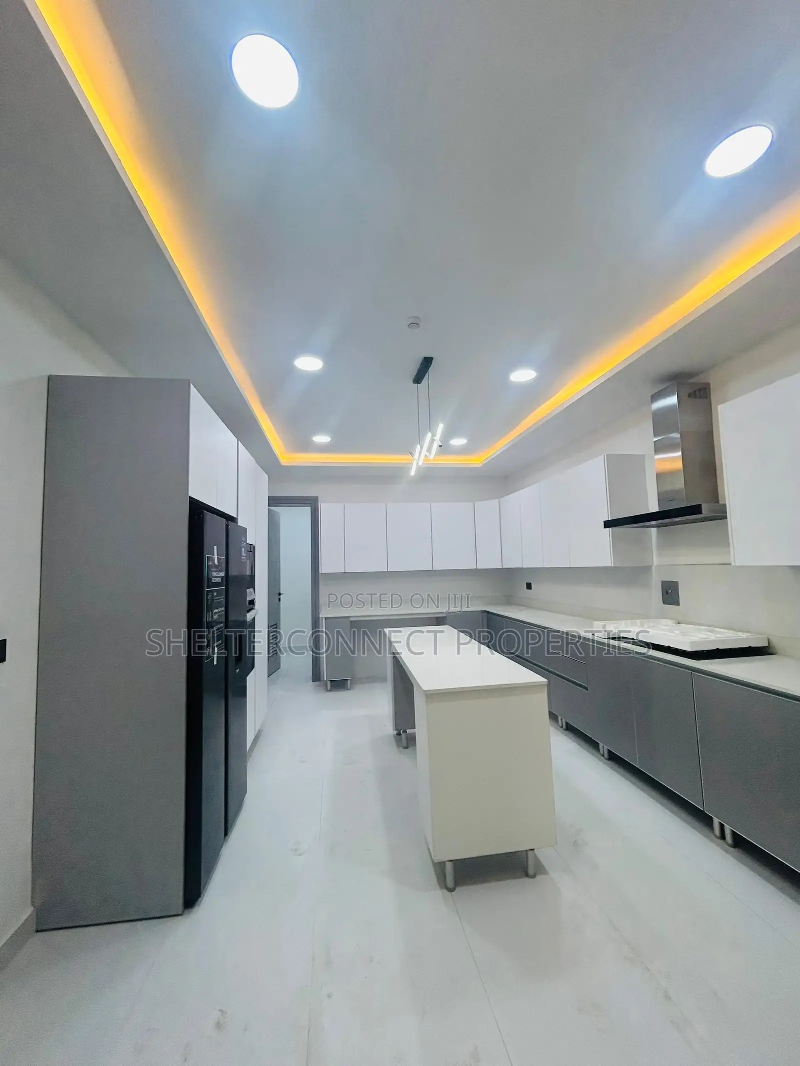 4bdrm Maisonette in Ikoyi Lagos for rent