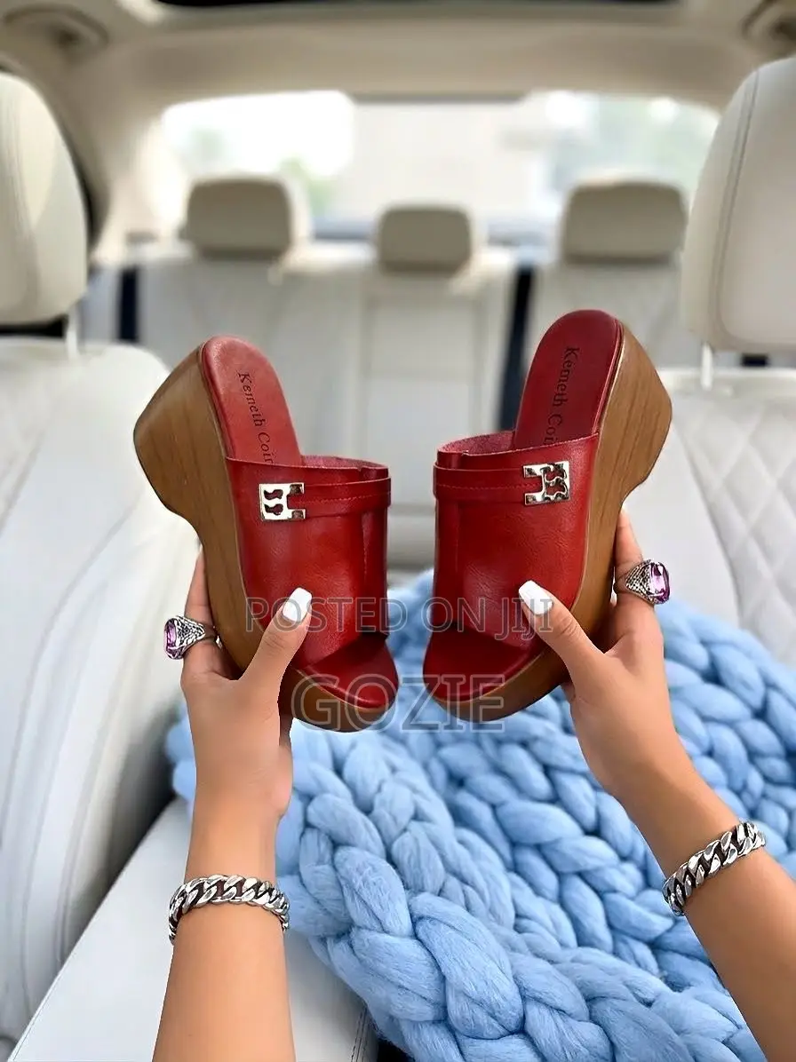 Comfortable Wedge Platform Slippers