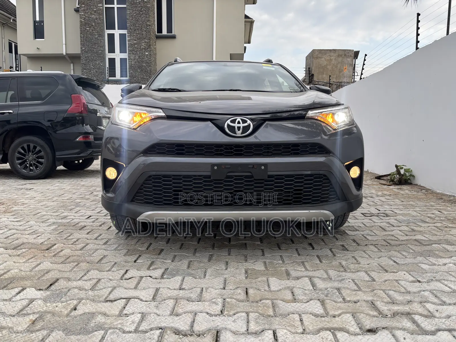 Toyota RAV4 SE AWD (2.5L 4cyl 6A) 2016 Gray