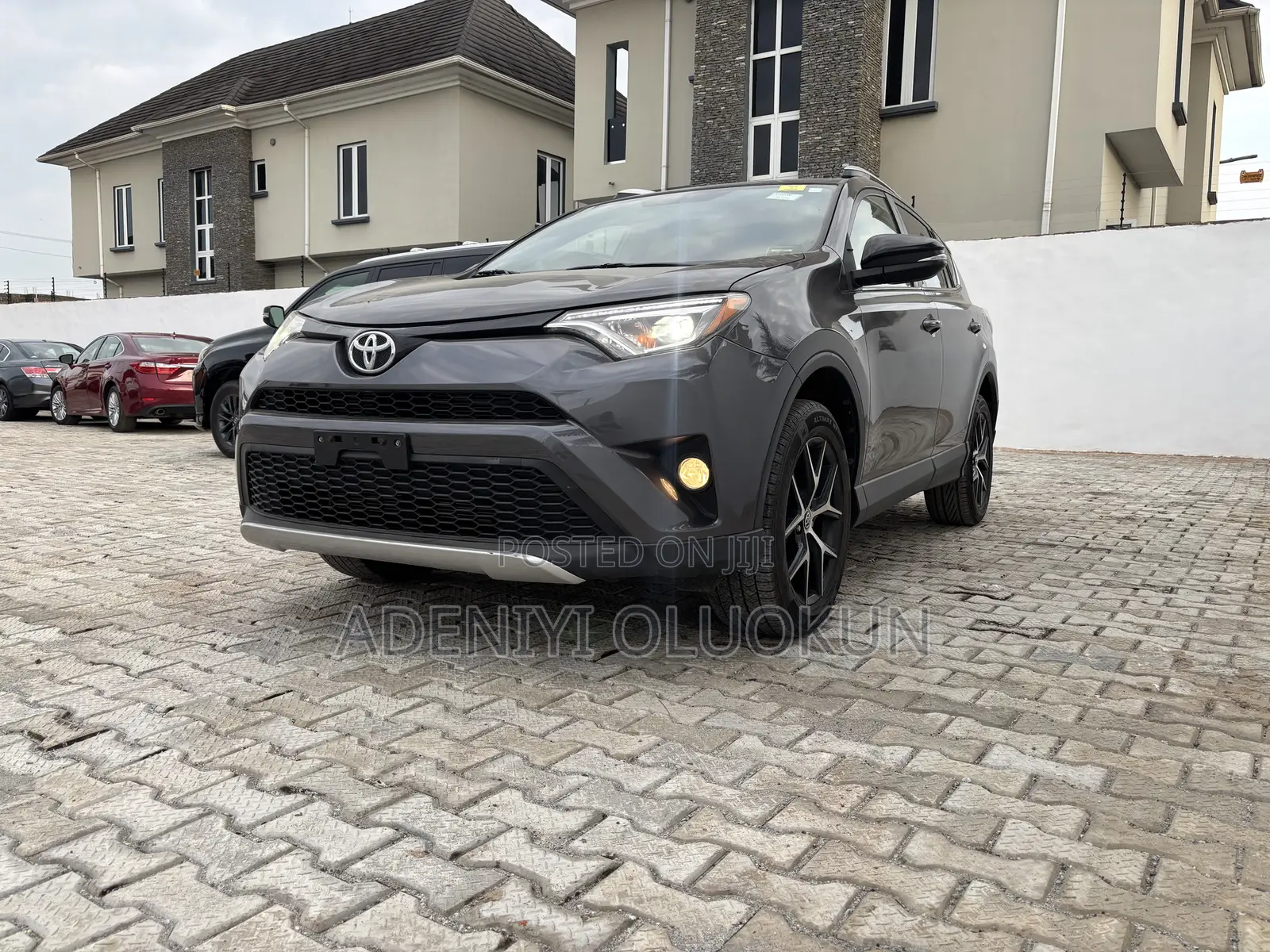 Toyota RAV4 SE AWD (2.5L 4cyl 6A) 2016 Gray
