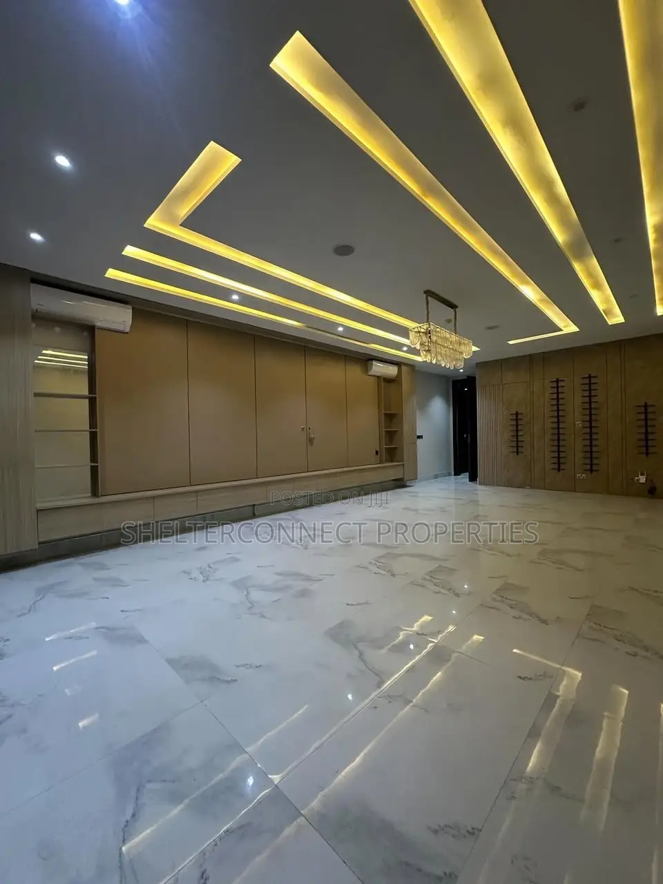 3bdrm Apartment in Ikoyi Lagos for rent