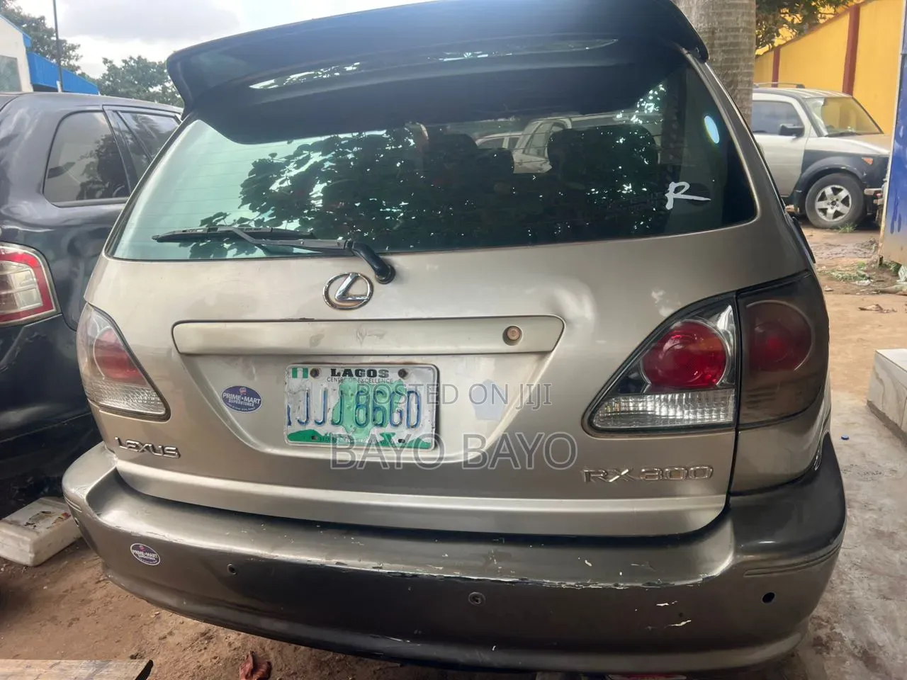 Lexus RX 2001 Gold