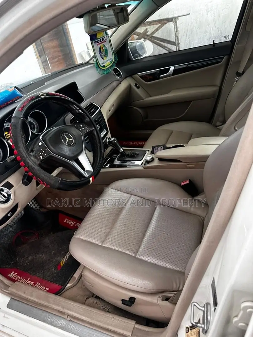 Mercedes-Benz C250 2012 White