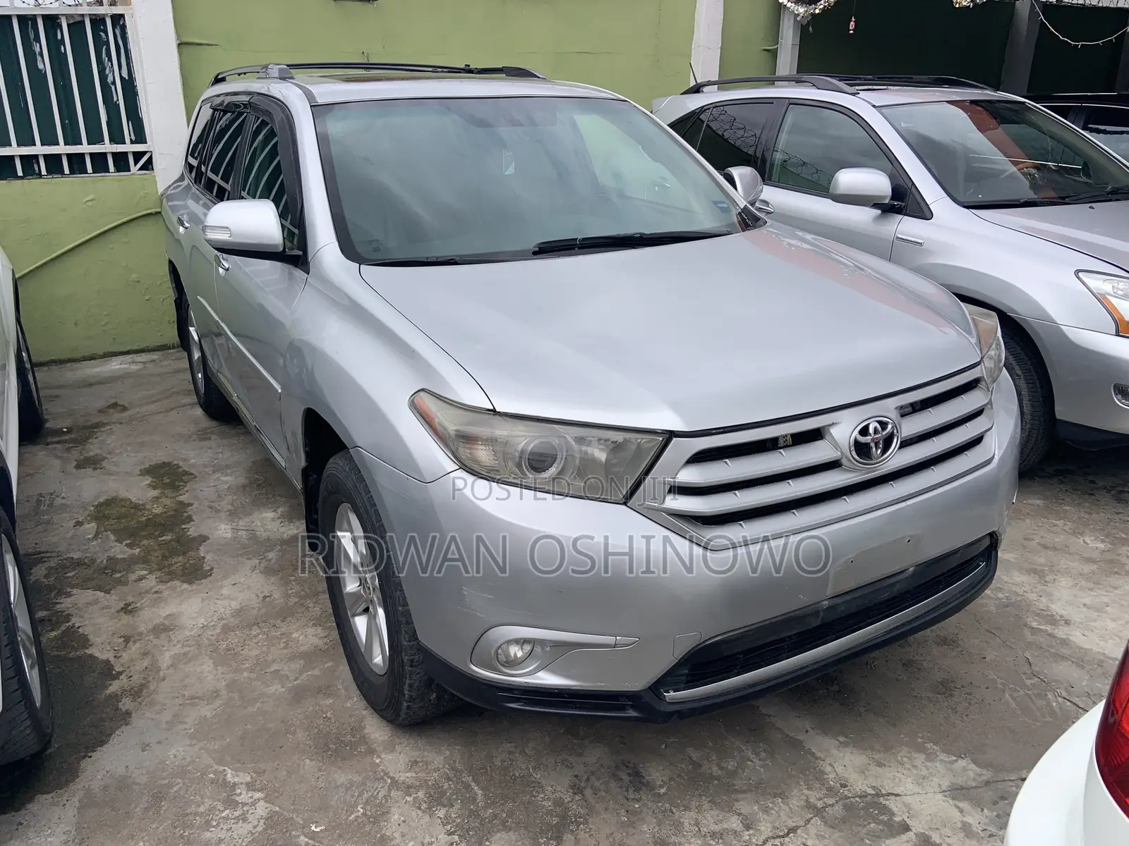 Toyota Highlander SE 2012 Silver
