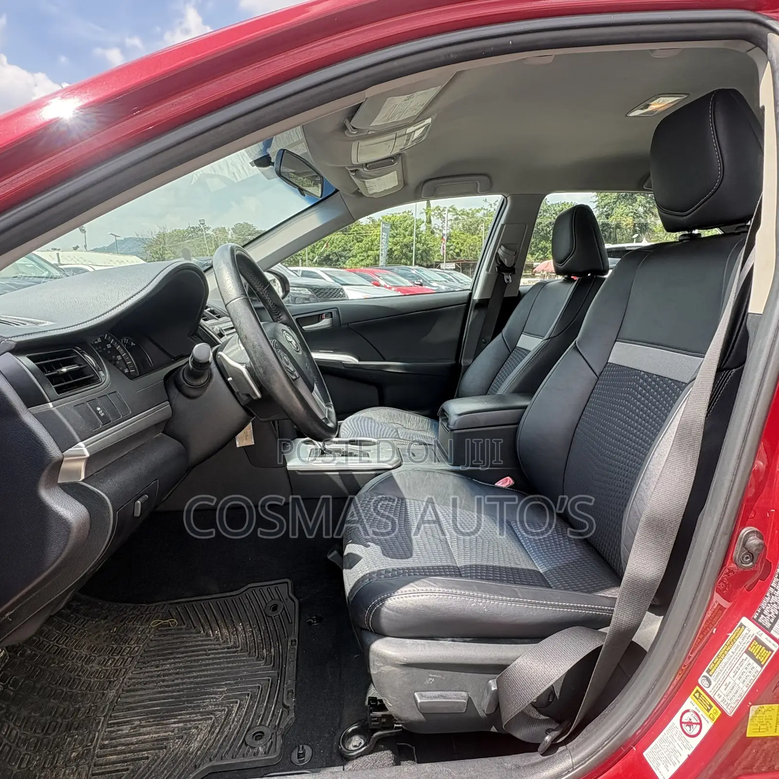 Toyota Camry SE 4dr Sedan (2.5L 4cyl 6A) 2013 Red