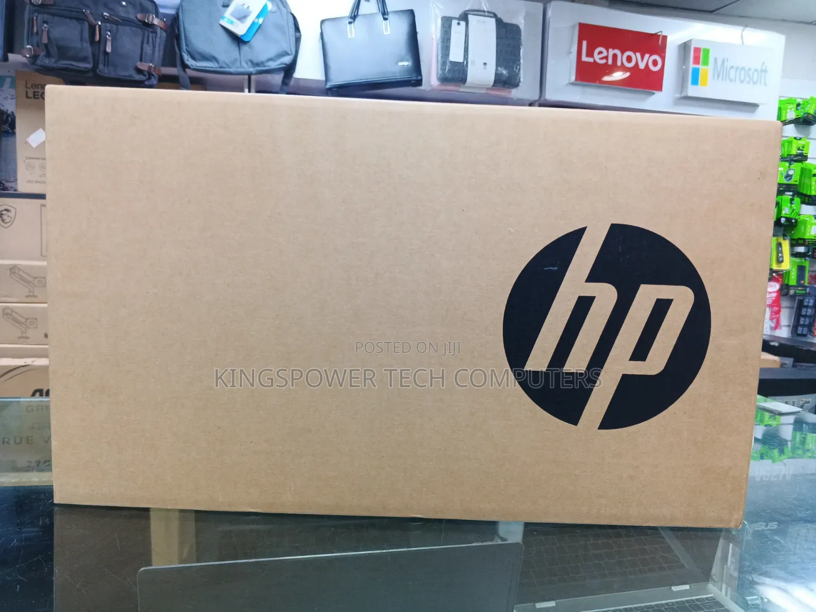 New Laptop HP 240 8GB Intel Core i3 SSD 512GB