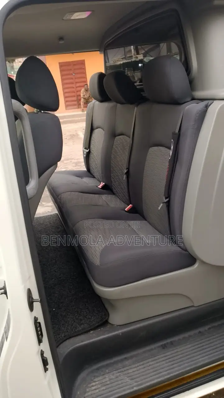 Hyundai H1 2009 White