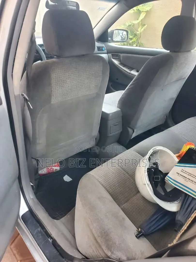 Toyota Corolla 2006 Silver
