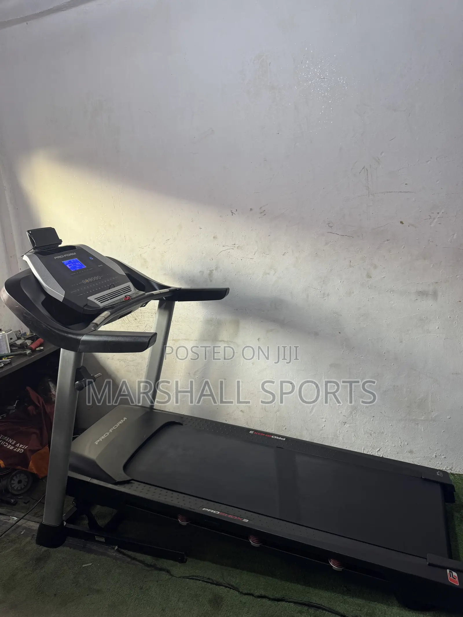 Heavy Duty Pro Form Treadmill With Incline,Bluetooth and 160kg Max Use