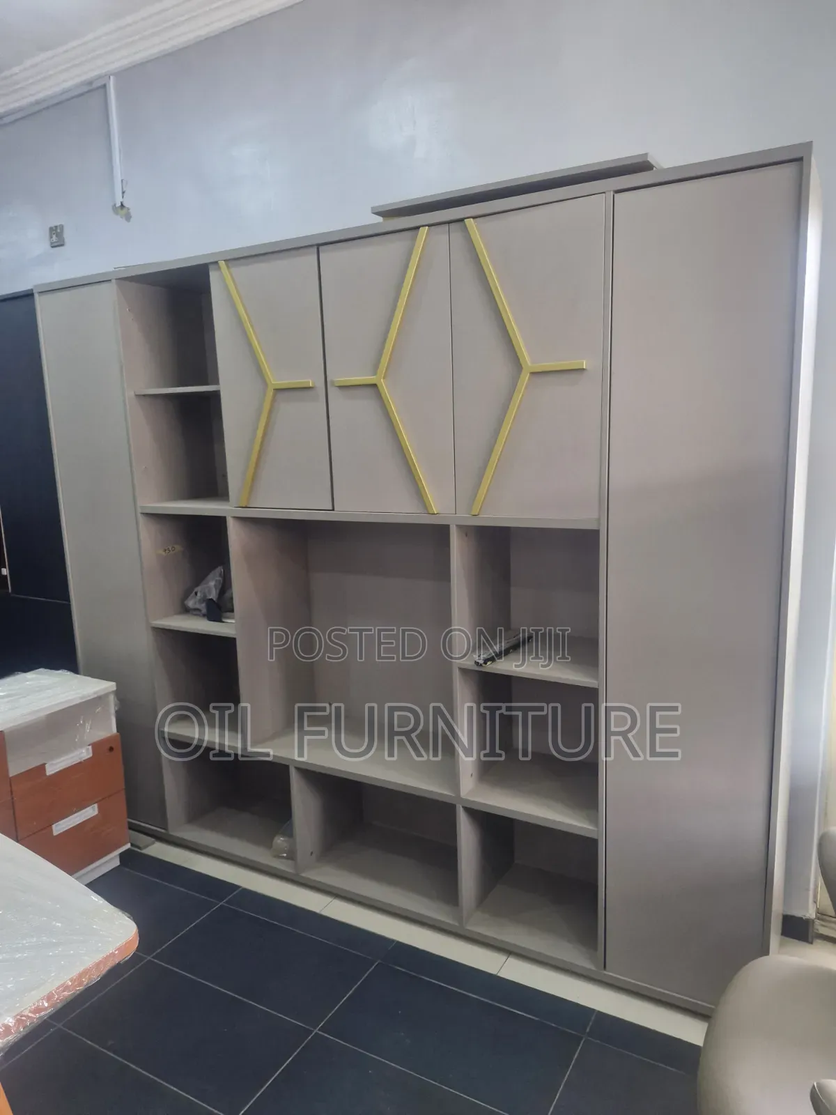 Modern Office Storage Cabinet – Bookcase & Bookshelf Wall Unit.