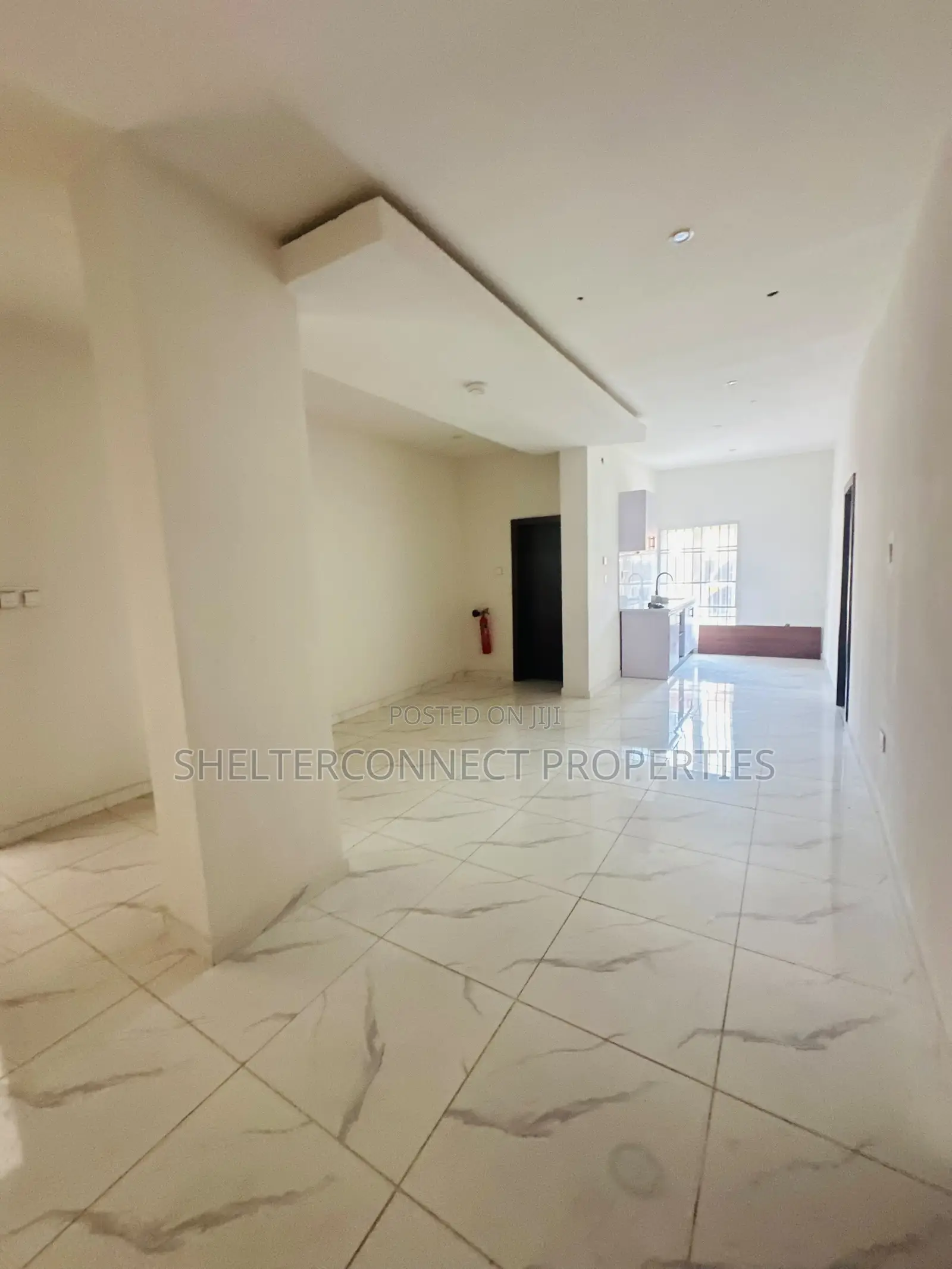 2bdrm Apartment in Lekki Phase 1 for rent