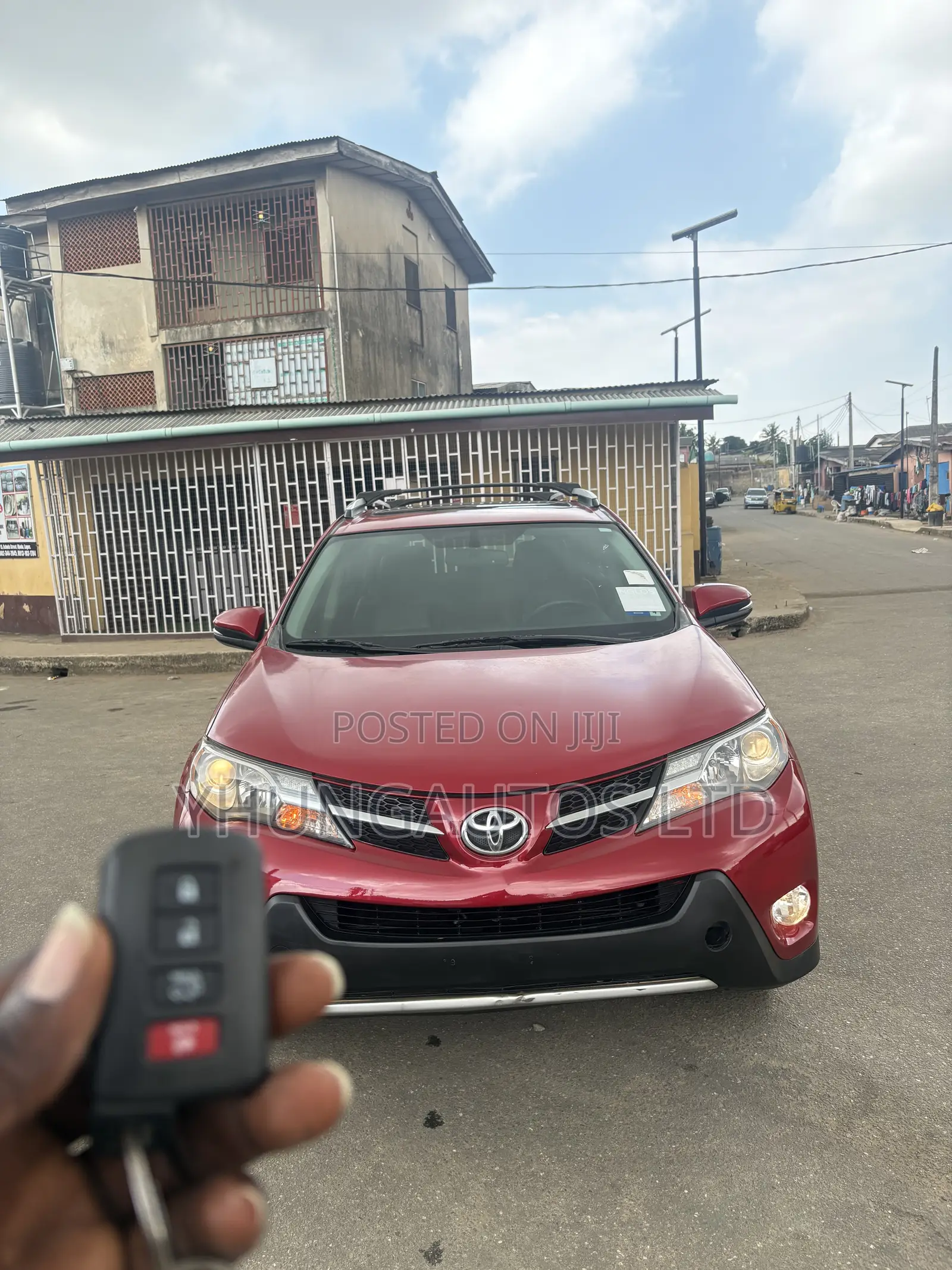 Toyota RAV4 Limited 4dr SUV AWD (2.5L 4cyl 6A) 2015 Red