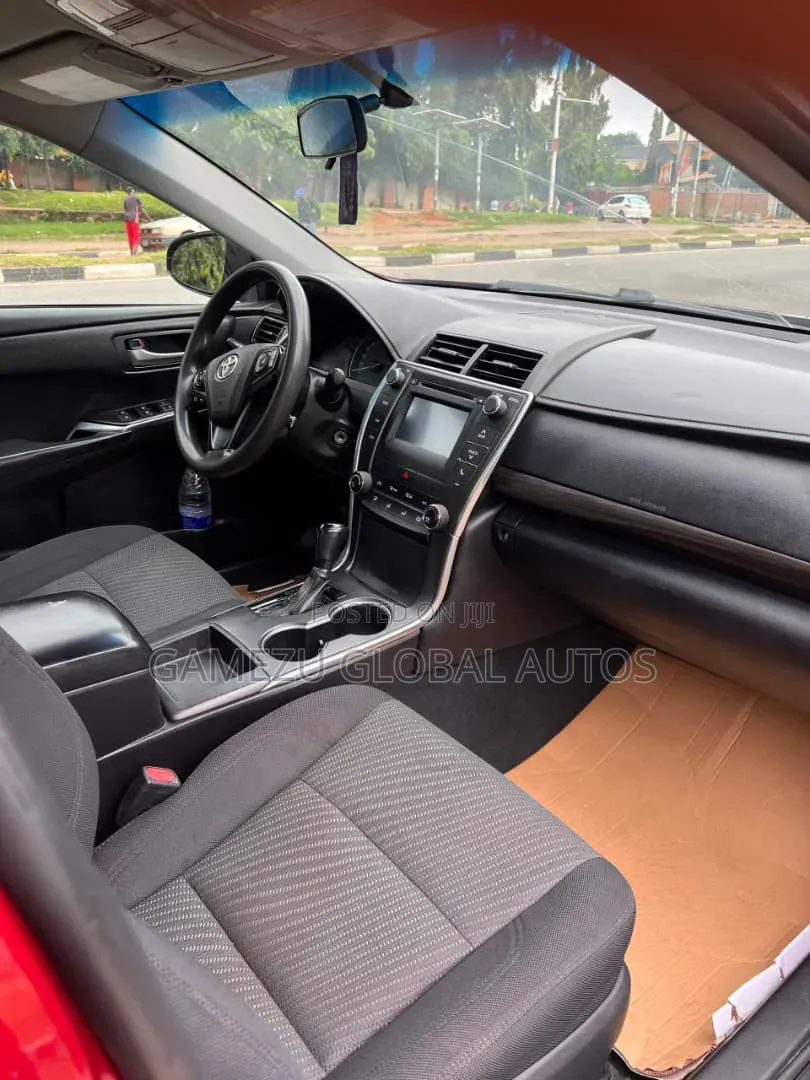 Toyota Camry SE 4dr Sedan (2.5L 4cyl 6A) 2016 Red
