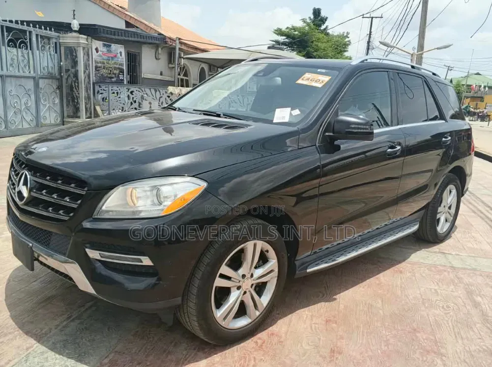 Mercedes-Benz M Class 2015 Black