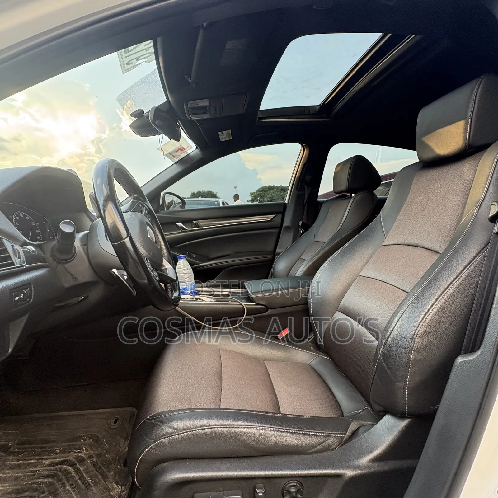 Honda Accord Sport (2.0L 4cyl Turbo 10A) 2019 White