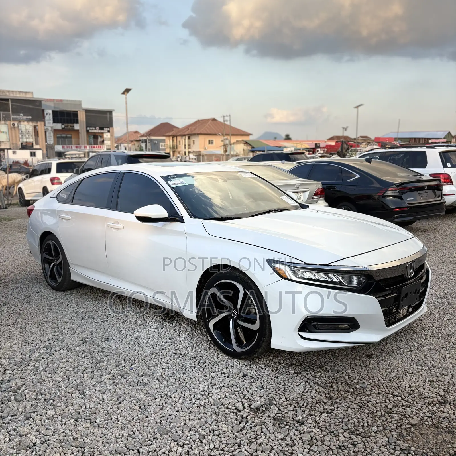 Honda Accord Sport (2.0L 4cyl Turbo 10A) 2019 White