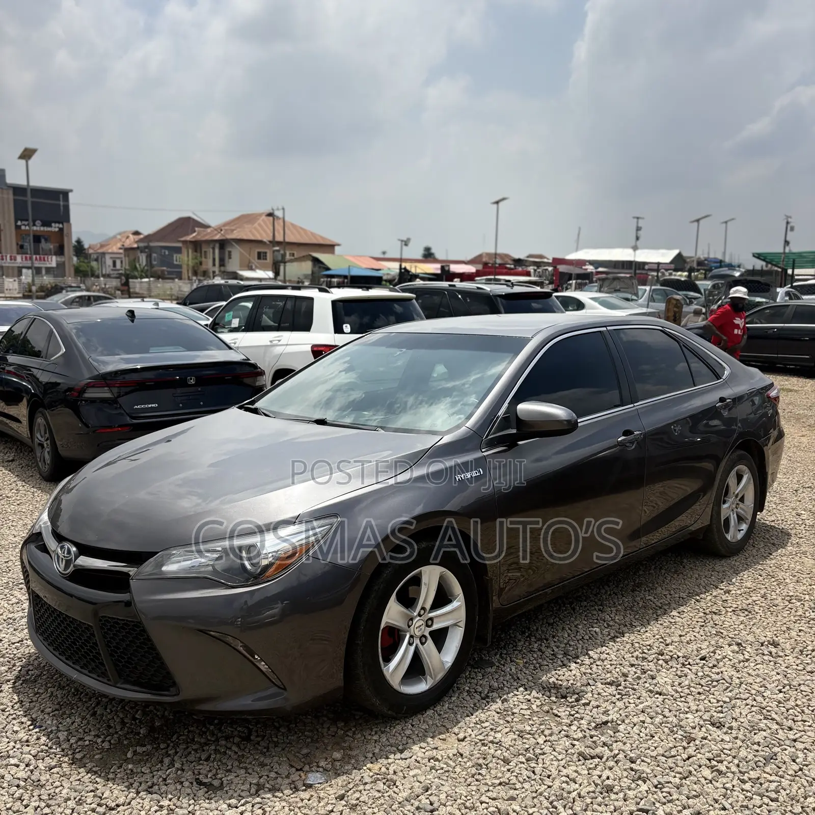 Toyota Camry SE 4dr Sedan (2.5L 4cyl 6A) 2017 Gray